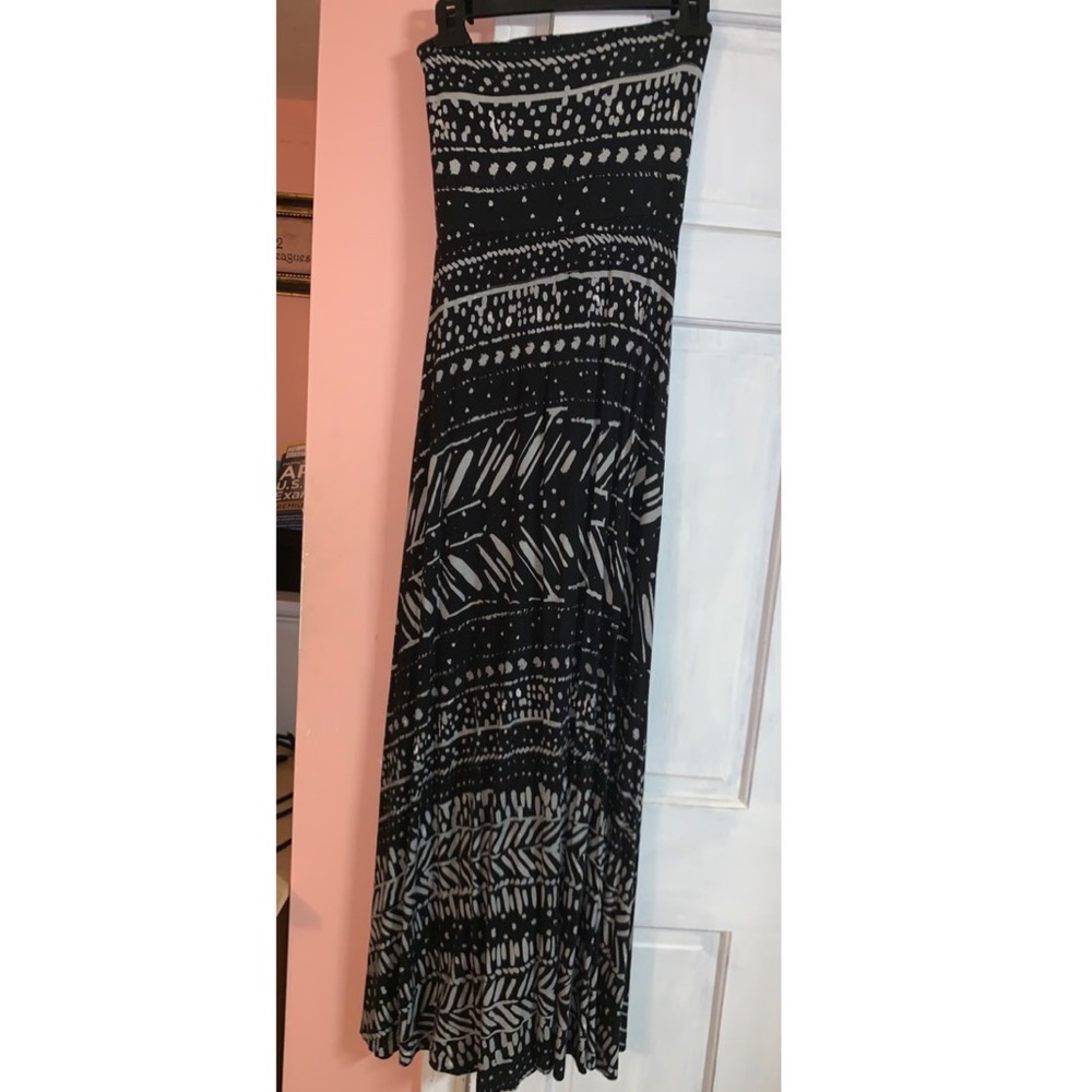 2-in-1 strapless maxi dress/maxi skirt
